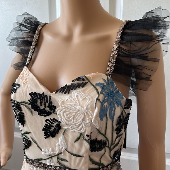 NWT Lulu’s formal beaded sequin evening dress S cream embroidered overlay sexy - Picture 6 of 15